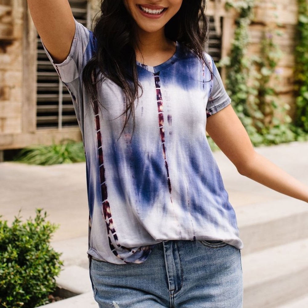 Bamboo Blues Tie Dye Top - Picture 4 of 12